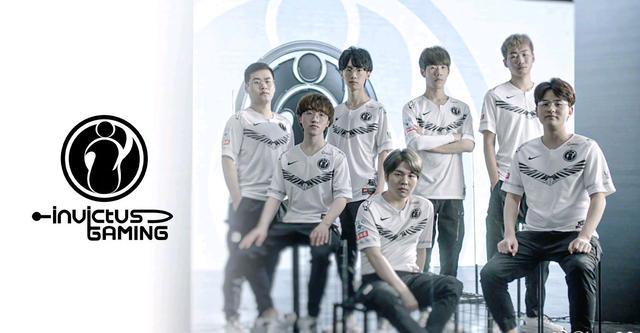 虎牙官方公告： Weibo Gaming 打野 Tian 将于明天开始他的首次直播， Tian 转发：我回来了~